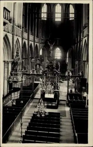 Ak Stralsund in Vorpommern, Blick ins Innere der St. Nikolai-Kirche, Hochaltar, Trau-Altar, Kanze