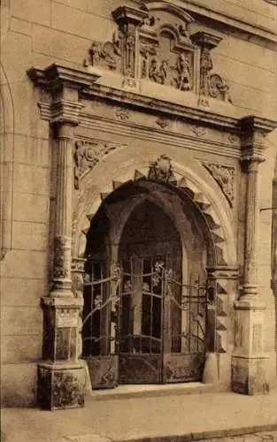 Ak Meißen an der Elbe, Alt-Meißen, Tor am Hirschhaus, früheres Gasthaus zum Hirsch, 17. Jahrhundert