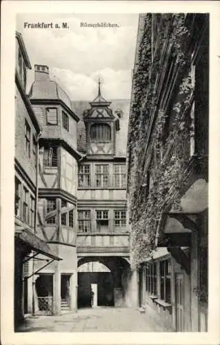 Ak Frankfurt am Main, Historische Architektur, Fachwerkhäuser, Straße zwischen Gebäuden