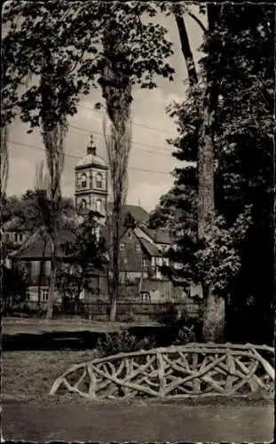 Ak Lössnitz Lößnitz Radebeul Sachsen, Johanneskirche, Parklandschaft, Bäume, Brücke