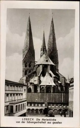 Ak Hansestadt Lübeck, Die Marienkirche, drei Türme,  Architektur