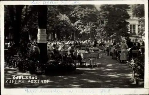 Foto Ak Karlovy Vary Karlsbad Stadt, Kaffee Posthof, Gartenpartie