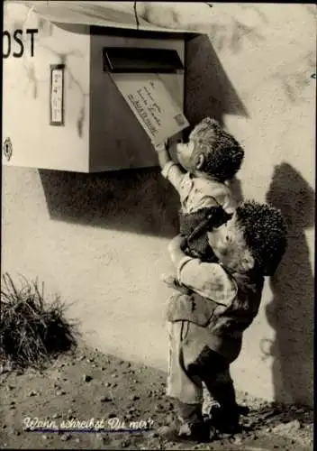 Ak Mecki der Igel, Wir gratulieren, Mecki und Igelkind am Briefkasten