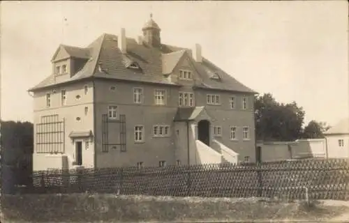 Foto Ak Göda in der Oberlausitz, Neue Schule, 1925