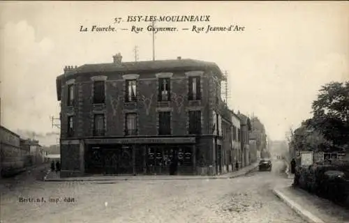 Ak Issy les Moulineaux Hauts de Seine, La Fourche, Rue Guynemer, Rue Jeanne d'Arc
