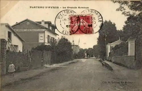 Ak Seine Saint Denis, Plateau d'Avron. Mont Avron, PLATEAU D'AVRON, La Grande Avenue, Gebäude im 