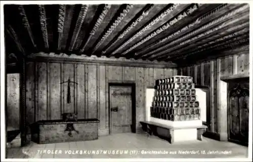 Ak Villabassa Niederdorf im Pustertal Südtirol, Gerichtsstube, Tiroler Volkskunstmuseum, 15. Jahr