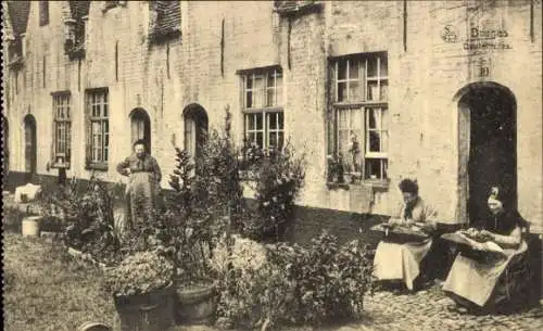 Ak Bruges Brügge Flandern Westflandern, Zwei Frauen mit Körben, ein Mann, Garten mit Pflanzen, al