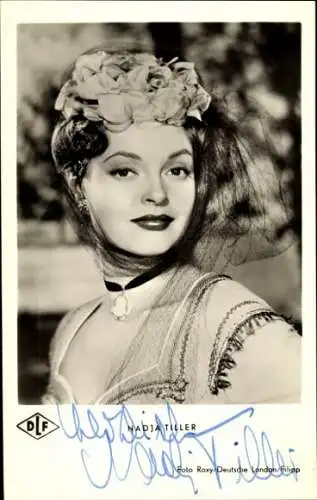 Ak Schauspielerin Nadja Tiller, Portrait, Film Die Barrings, Autogramm