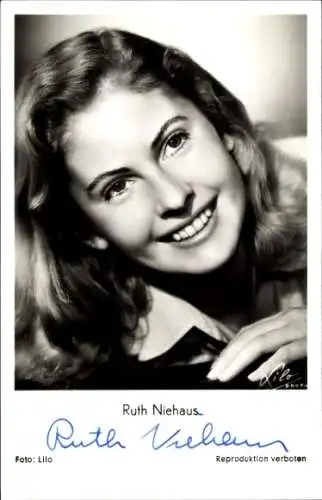 Ak Schauspielerin Ruth Niehaus, Portrait, Autogramm