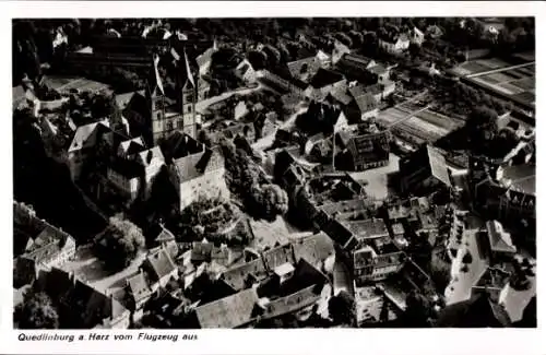 Ak Quedlinburg im Harz, Fliegeraufnahme