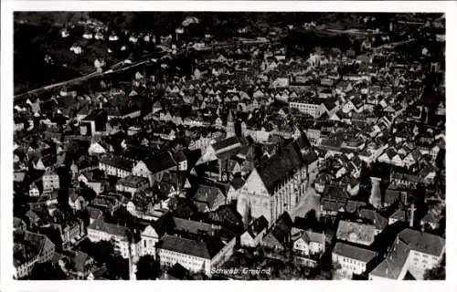 Ak Schwäbisch Gmünd in Württemberg, Totalansicht, Fliegeraufnahme