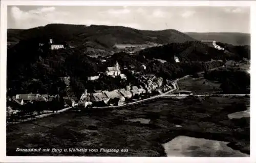 Ak Donaustauf in der Oberpfalz, Donaustauf mit Burg und Walhalla, Luftaufnahme, historisch