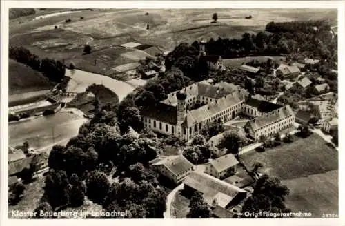 Ak Beuerberg im Loisachtal Eurasburg Oberbayern, Luftaufnahme Kloster Beverberg, umgebende Landsc