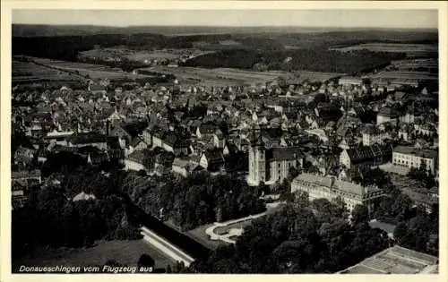 Ak Donaueschingen im Schwarzwald, Luftbild, Ortspartie