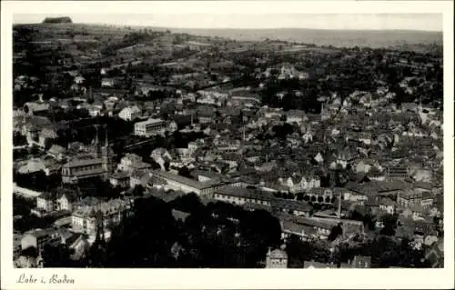 Ak Lahr im Schwarzwald, Blick über die Stadt mit Kirche