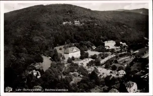 Ak Lahr im Schwarzwald Baden, Reichswaisenhaus, Fliegeraufnahme