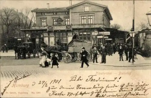 Ak Hamburg Mitte Altstadt, Klosterthor Bahnhof, Pferdekutsche, Fußgänger,  Architektur