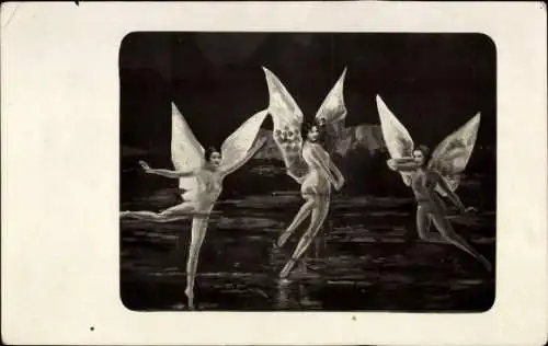 Ak Tänzerinnen mit Schmetterlingsflügeln, Tanz