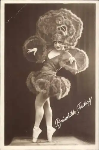 Foto Ak Tänzerin Brunhilde Freihoff, Porträt