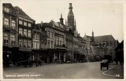 Ak Breda Nordbrabant Niederlande,  Groote Markt. (Straßenszene mit Menschen, Pferden und Wagen)
