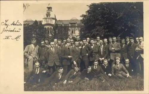 Foto Zwickau in Sachsen, Gruppenportrait junger Männer