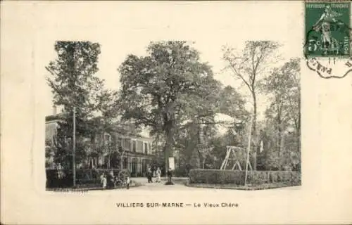 Ak Villiers sur Marne Val de Marne, Bild eines Parks, große Bäume, Spielplatz, Menschen, Gebäude