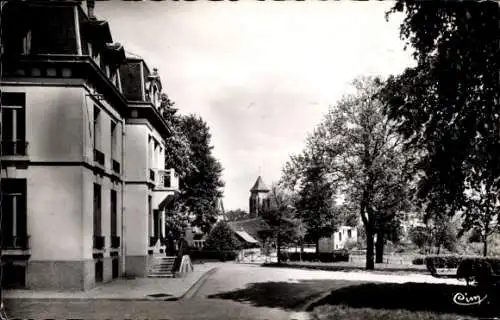Ak Villiers sur Marne Val de Marne, Mairie, Les Jardins