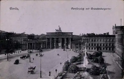 Ak Berlin Mitte, Pariser Platz, Brandenburger Tor