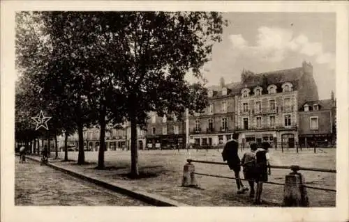 Ak Chateaubriant Loire Atlantique, Place de la Motte