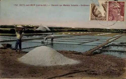 Ak Batz Loire Atlantique, Devant les Marais Salants, Enlèvement du Sel à la Géde