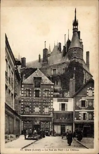 Ak Gien Loiret, Alter Markt, Fachwerkhäuser, Château, Rue du Pont, Künstlerische Fayencen
