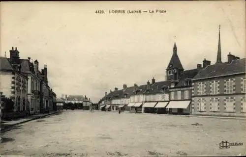 Ak Lorris Loiret, La Place, Straßenansicht, Architektur,  