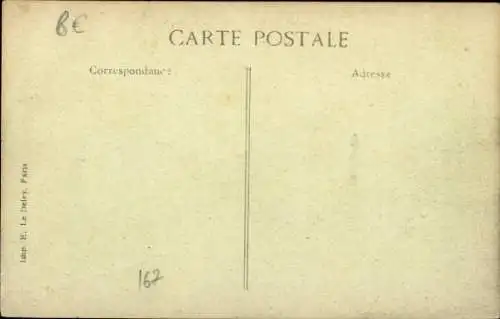 Ak Lorris Loiret, La Place, Straßenansicht, Architektur,  