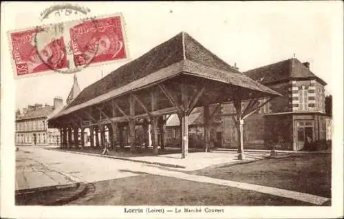 Ak Lorris Loiret, Markthalle,  Loire, Überdachte Marktstruktur, 