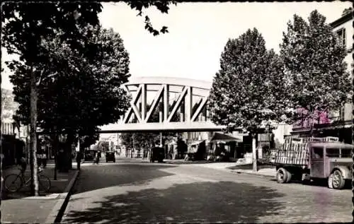 CPA Saint-Ouen Seine-Saint-Denis, Boulevard Victor-Hugo