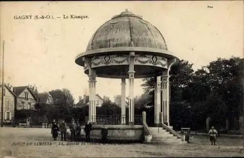 Ak Gagny Seine Saint Denis, Kiosk in  Gartenanlage, Menschen auf dem Platz