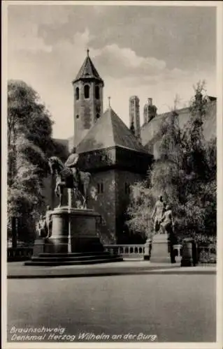Ak Braunschweig in Niedersachsen, Denkmal Herzog Wilhelm, Burg, Statue,  Gebäude
