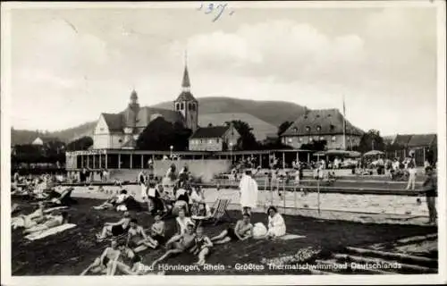 Ak Bad Hönningen am Rhein,  Rhein, Größtes Thermalschwimmbad Deutschlands, Badende