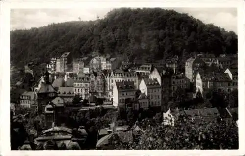 Ak Karlovy Vary Karlsbad Stadt, Stadtturm mit Hirschensprungzeile