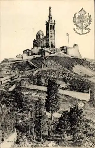 Ak Marseille Bouches du Rhône, Notre Dame de, Zeichnung der Kirche, Berglandschaft,  