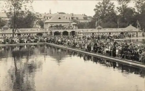 Foto Ak Bischofswerda in Sachsen, Freibad, Fest