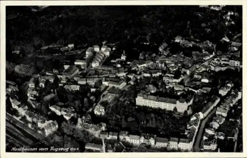 Ak Nordhausen am Harz, Luftaufnahme von  Häuser und Straßen,  Architektur