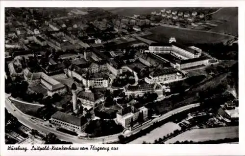 Ak Würzburg am Main Unterfranken, Fliegeraufnahme, Luitpold-Krankenhaus