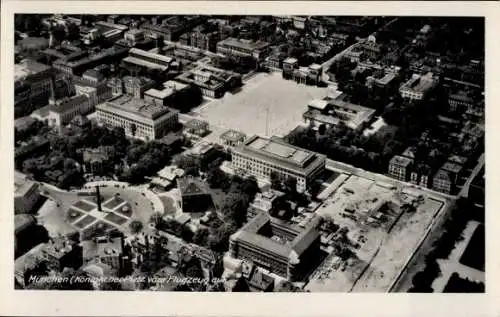 Ak München, Fliegeraufnahme, Königlicher Platz