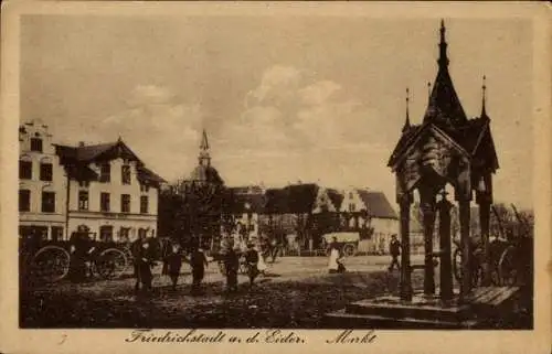 Ak Friedrichstadt an der Eider Nordfriesland, Marktszene, Brunnen, alte Gebäude,  Atmosphäre