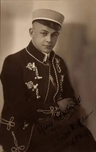 Studentika Foto Ak Student in Uniform, Porträt