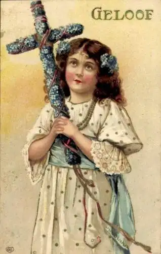 Präge Ak Allegorie, Glaube, Mädchen mit Kreuz, Vergissmeinnicht