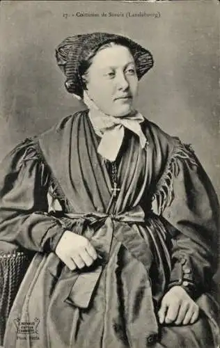 Ak Costumes de Savoie, Frau in französischer Tracht, Lanslebourg