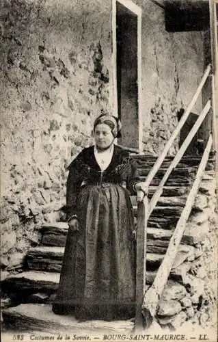 Ak Costumes de la Savoie, Frau in französischer Tracht, Bourg-Saint-Maurice